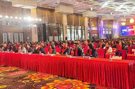 富轩门窗举办行业级经销商战略峰会,全国大会师聚义会盟推进门窗革命
